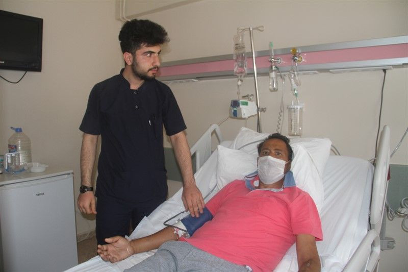 Elazığ'da yaşayan 47 yaşındaki adam 14 yıl sonra ilk defa su içti - Resim: 4