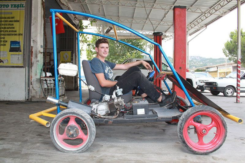 Babası 'yapamazsın' dedi o inadına yaptı görenler telefona kaydediyor - Resim: 3