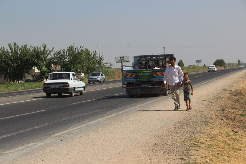 Bankamatiğe gitti sonrası kabus şimdi her gün 6 kilometre yol yürüyor - Resim: 4