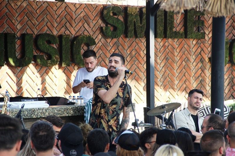 Geçtiğimiz hafta hastaneye kaldırılmıştı! İdo sahnelere geri döndü - Resim: 4