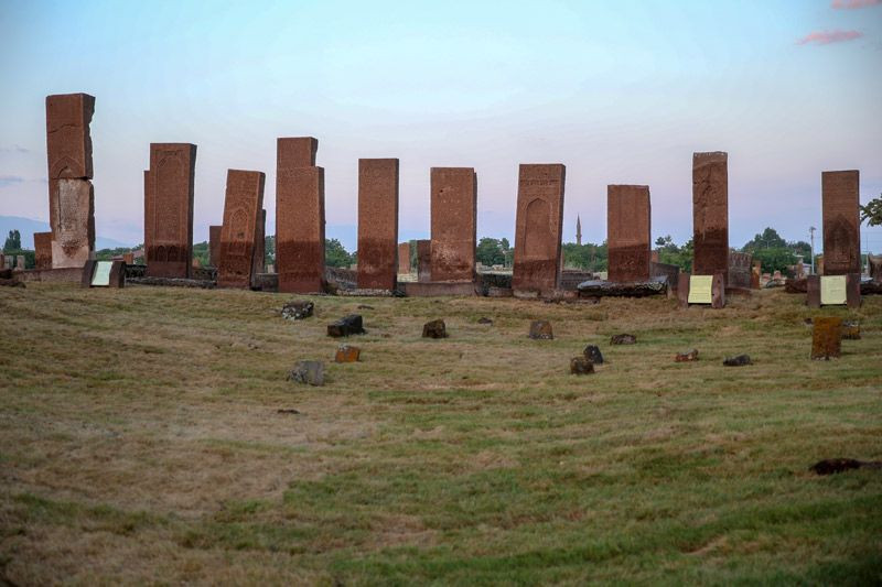 Cumhurbaşkanı Erdoğan Ahlat Selçuklu Mezarlığı'nı ziyaret etti - Resim: 3