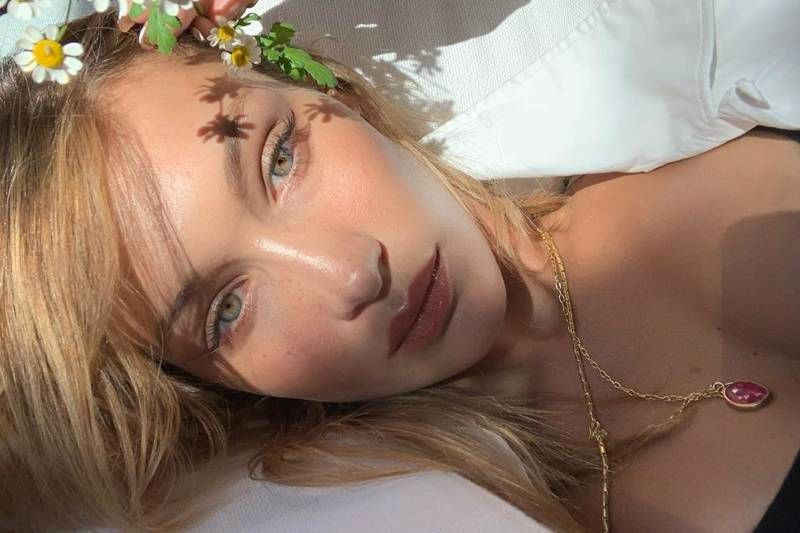 Uzun yüz şekline göre en iyi saç modelleri kısa, uzun, kahkül - Resim: 1