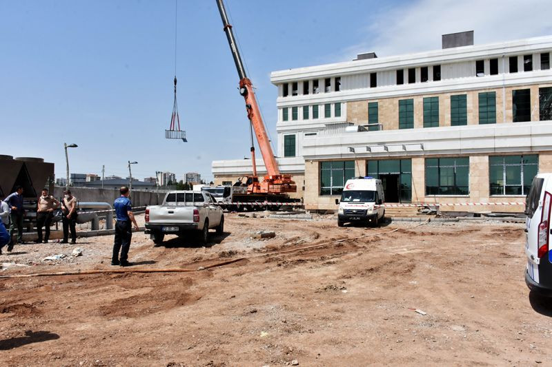Diyarbakır'da korkunç olay feci manzarayı gören yakınları sinir krizi geçirdi - Resim: 1