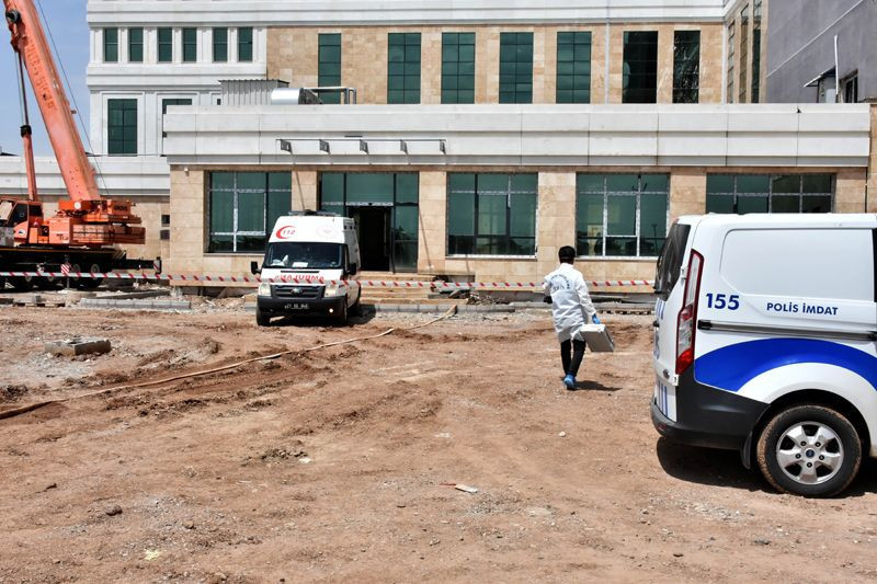 Diyarbakır'da korkunç olay feci manzarayı gören yakınları sinir krizi geçirdi - Resim: 3