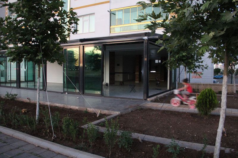 Diyarbakır'da bir garip hırsızlık sabah dükkanı açmaya geldiğinde neye uğradığını şaşırdı - Resim: 2