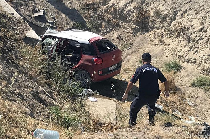 Ankara'da korkunç kaza: Aynı aileden 3 ölü 1 yaralı - Resim: 3