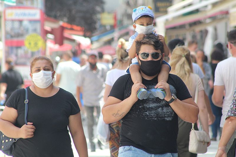 Sağlık Bakanı Fahrettin Koca 'vaka sayısı en az il' dedi İstanbullular Edirne'ye akın etti - Resim: 3