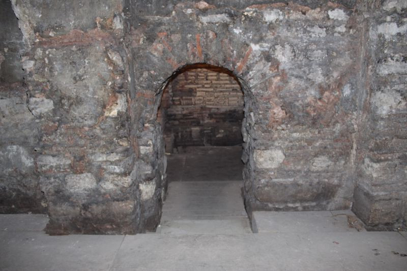 600 kamyon toprak çıkarıldı! İstanbul'un gizli sarayı ortaya çıktı - Resim: 4