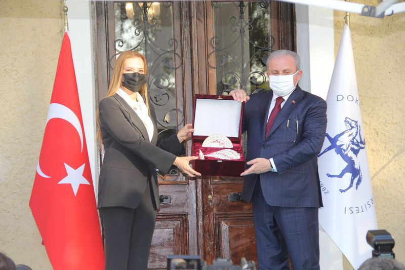 Türkiye'de bir ilk! İzmir'de Bayrak Müzesi açıldı - Resim: 1