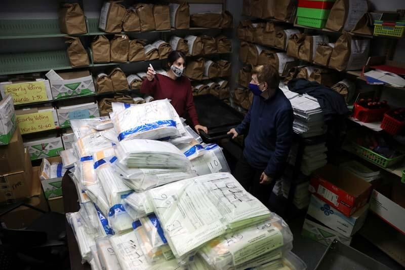 ABD'de posta yoluyla kullanılan çok sayıda oy seçim merkezlerine ulaşmadı - Resim: 2