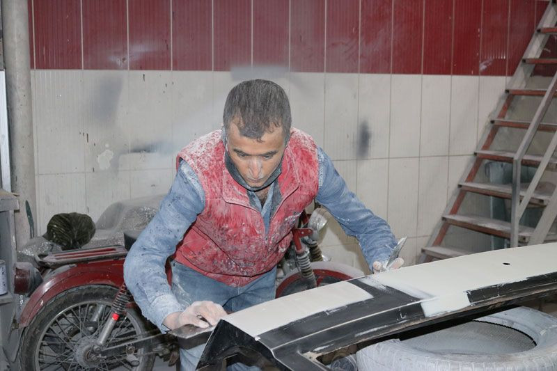 İkinci el araç fiyatları uçunca 1988 model aracını yeniledi - Resim: 2