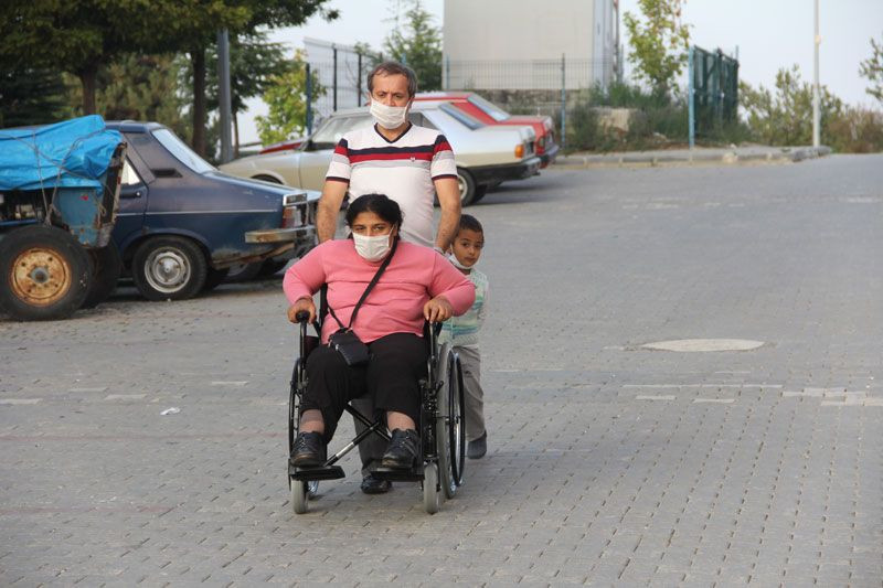 Hayatta kalabilmek için hamile kalması gereken kadın yardım istedi - Resim: 2