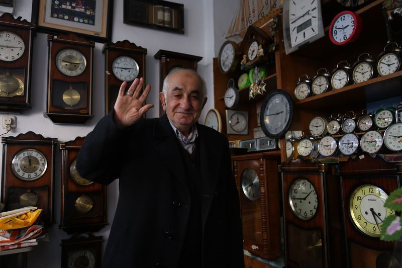 Türkiye'nin en yaşlı ustası Kocaeli'de! Parmakları beyin cerrahı gibi çalışıyor - Resim: 4