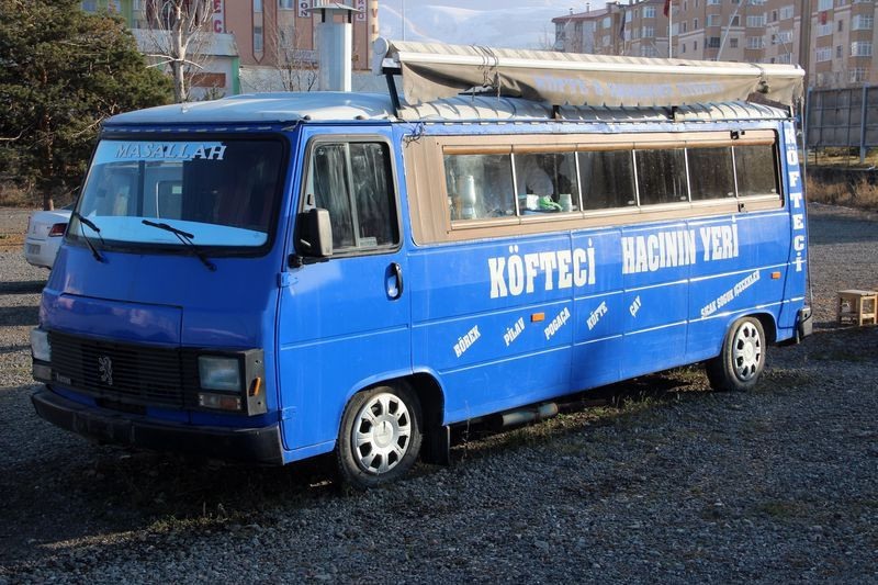 Erzurum'da 32 yıllık mesleğini bırakıp bu işe başladı! Siparişlere yetişemiyor - Resim: 4