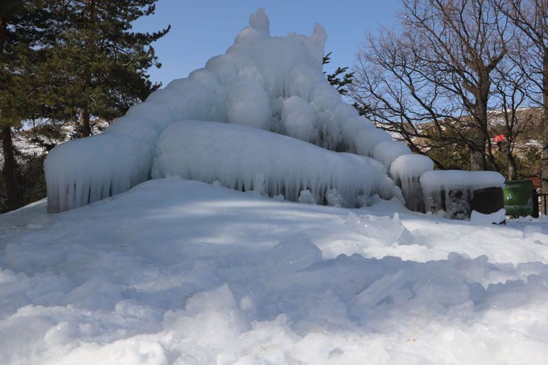 Önce patladı sonra dondu! Sivas'ta ilginç görüntüler - Resim: 3