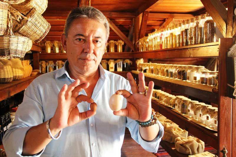 Muğla Bodrum'da yumurtlayan horoz şaşkına çevirdi yumurtası milyon değerinde - Resim: 1