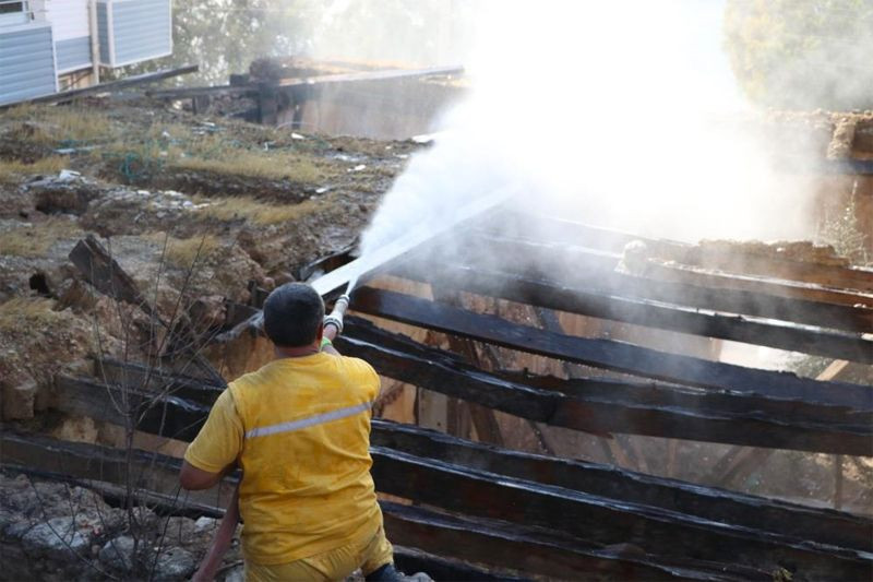 Mersin'deki orman yangını! Hamide Teyze gözyaşlarına boğuldu - Resim: 4