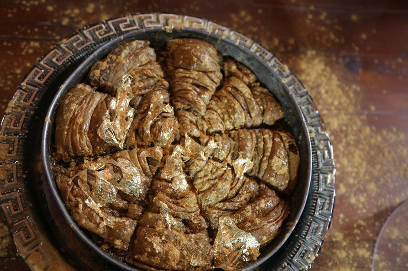 Muğla'da bu tatlının dilimi 5 bin liradan satıldı 8 dilimden oluşuyor - Resim: 3