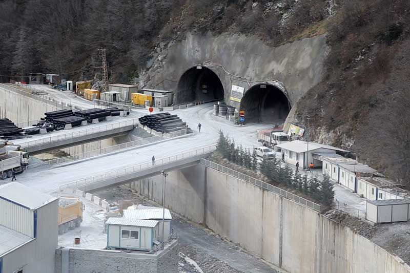 Gümüşhane-Trabzon arası 40 dakikaya düşecek ışığa 90 metre kaldı - Resim: 3