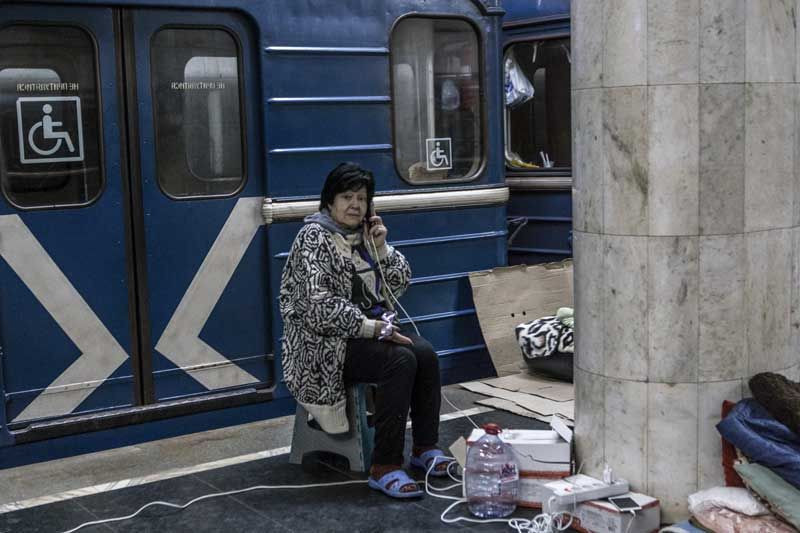 Ukrayna'da harabeye dönen Harkiv'de sivillerin ölüm kalım savaşı görüntülendi - Resim: 2