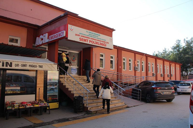 Boğaz ağrısı şikayetiyle Acil'e götürüldü tedavi sonrası 7 yaşındaki Melis hayatını kaybetti - Resim: 1