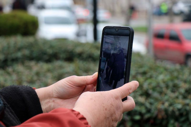 Pamukova'da kendisini taciz eden adamı çevire çevire dövdü çevredekiler elinde aldı - Resim: 3