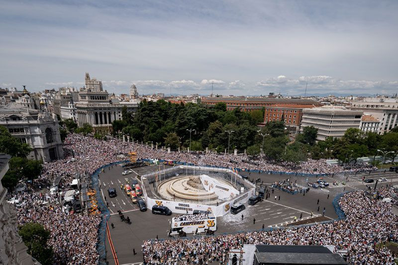 Real Madrid'in şampiyonluk kutlaması 'Türk elması Arda' sözleri - Resim: 3