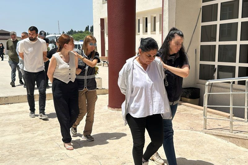 Yaprak Dökümü'nün Ahmet'i Yusuf Atala tutuklandı 10 milyar liralık vurgun - Resim: 1