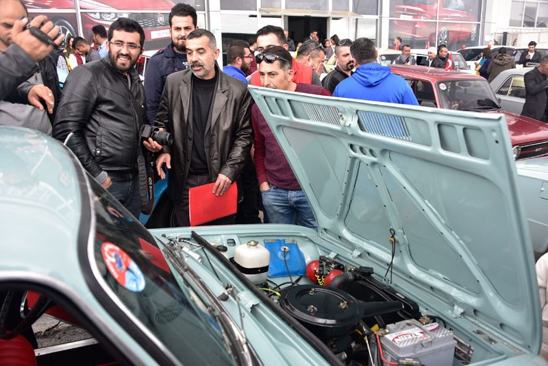 Binlerce Murat 124 bir arada yolları kapattılar - Resim: 2