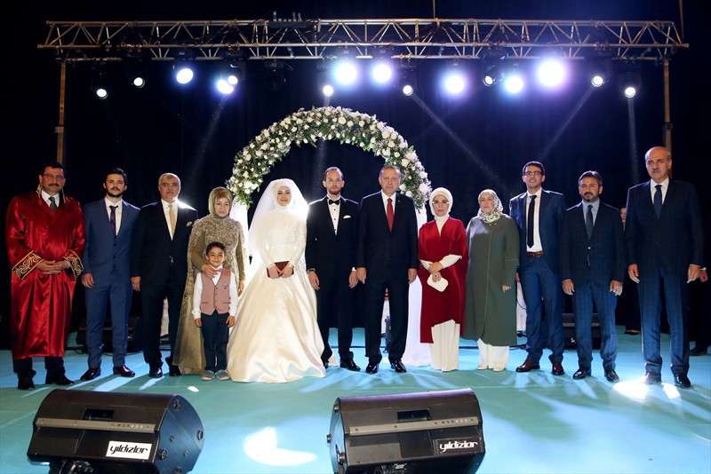 Cumhurbaşkanı Erdoğan nikah şahidi oldu - Resim: 1