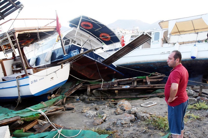 Bodrum'da deprem sonrası tsunami onlarca araç ve tekne sürüklendi - Resim: 3