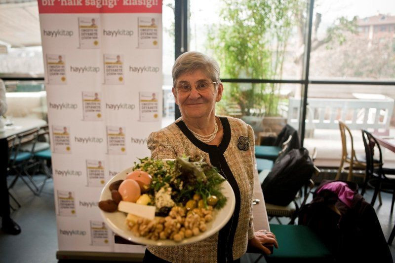 Profesör Canan Karatay corona virüsü için reçete yazdı: Yoğurt, sirke, turşu... - Resim: 3