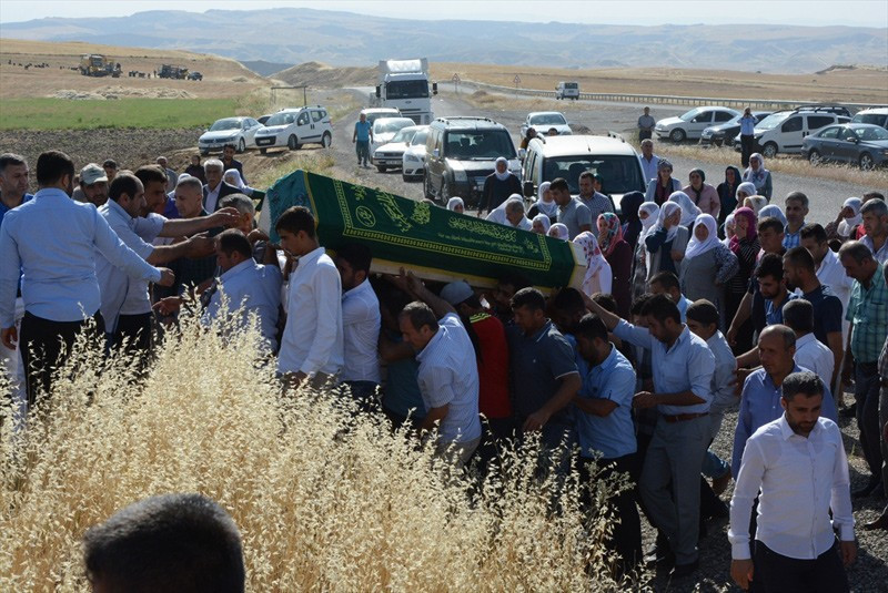 6 ay önce işe başlamıştı tabutla Batman'a döndü - Resim: 3