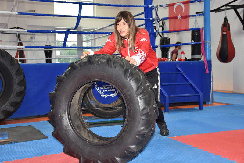 Erdoğan'a söz verdi dereceler peşpeşe geldi  - Resim: 2