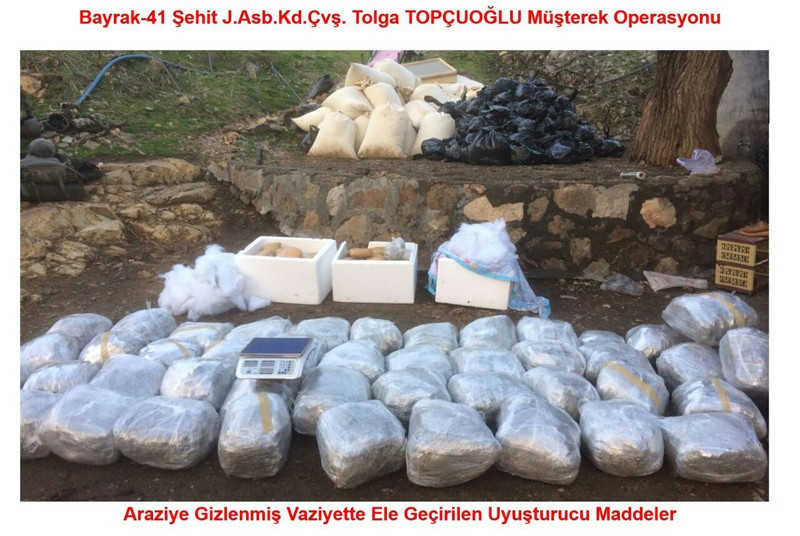 Diyarbakır Lice'de PKK'ya darbe! Sığınaktan bakın ne çıktı! - Resim: 3