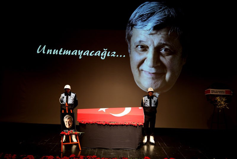 Halit Akçatepe'ye son veda! Cenazeden özel fotoğraflar - Resim: 2