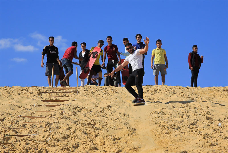 Mısır'da çöl kumunda kayak keyfi herkes bu vadiye koşuyor - Resim: 4