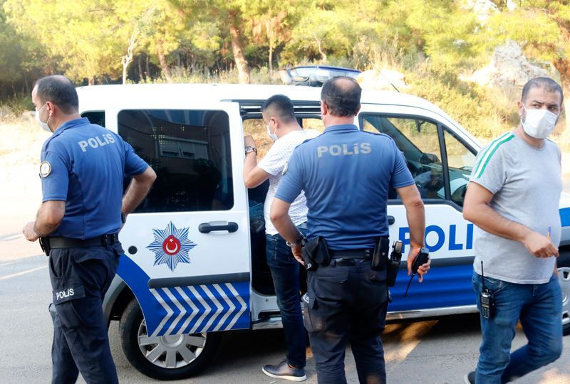 Antalya'da 'bu evi icradan kurtarırım' dedi 6 ay evli kadının hayatını kabusa çevirdi - Resim: 2