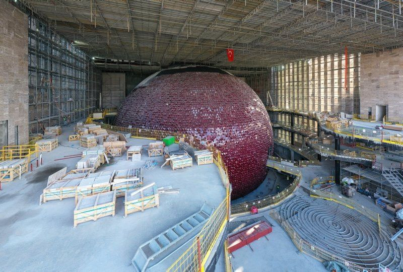 Taksim'de yapımı süren yeni AKM binasının son haline bakın dev küresi ortaya çıktı - Resim: 2