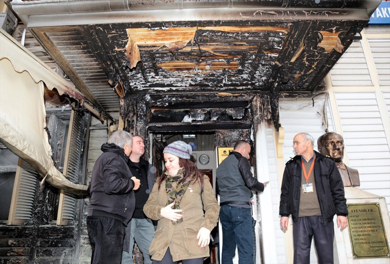 Müjdat Gezen o görüntüleri telefonda görünce... - Resim: 1