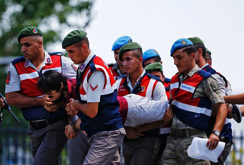 Olay çıkardı böyle getirdiler - Resim: 3