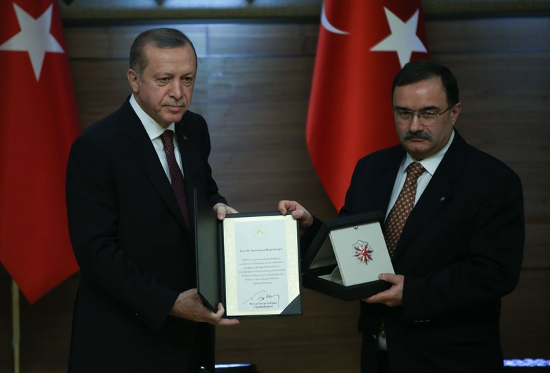 Cumhurbaşkanı Erdoğan'dan Şener Şen' sinema ödülü - Resim: 4