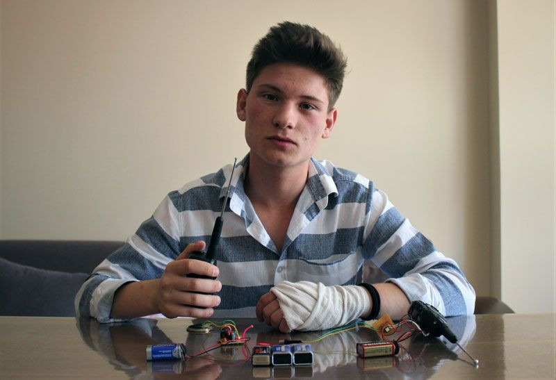 Liseli Yiğit gördüğü trafik kazasından ilham alarak yaptı dünya 3. oldu - Resim: 1