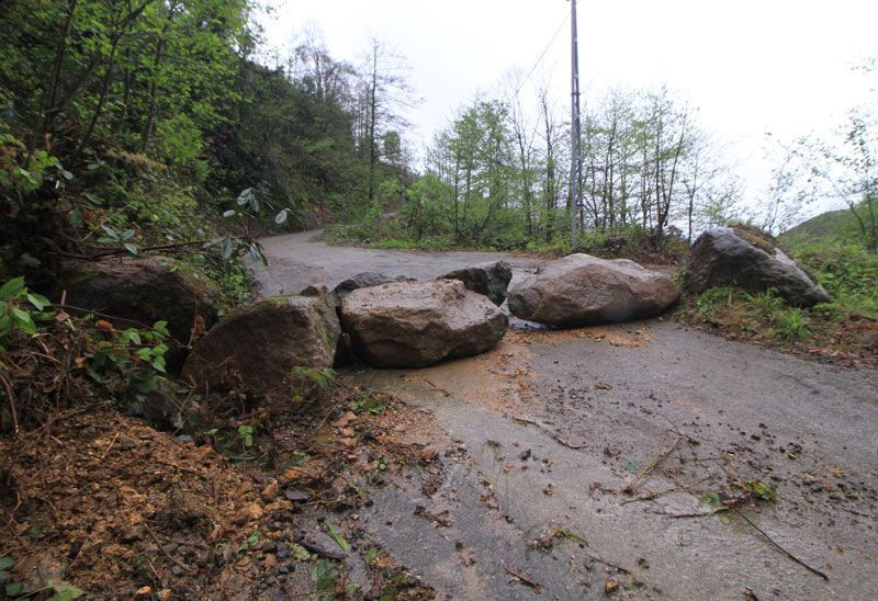 Rizeli muhtardan sıra dışı koronavirüs önlemi - Resim: 4