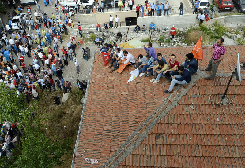 AK Parti mitinginde görülmemiş kalabalık - Resim: 2