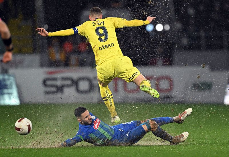 Fenerbahçe yağmur çamur demedi 3 puanı böyle çıkardı kulübün paylaşımı gündem oldu - Resim: 2