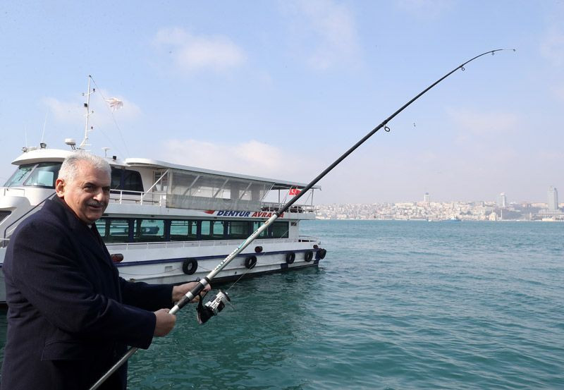 Binali Yıldırım Üsküdar'da hemşehrileriyle bir araya geldi - Resim: 2
