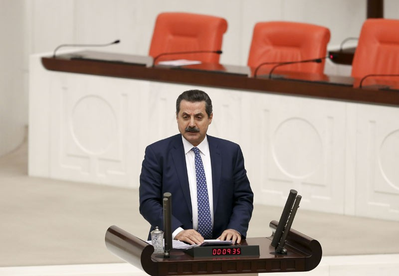 MHP'li Vural ve HDP'li Baluken ayakta alkışladı   - Resim: 1