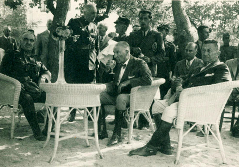 Atatürk'ün hiç görülmemiş satılık fotoğrafları - Resim: 4