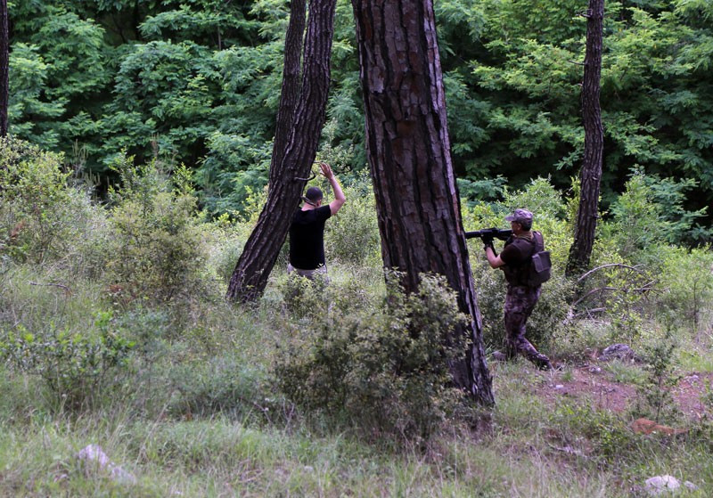 Özel harekat polisinden nefes kesen kovalamaca! - Resim: 3